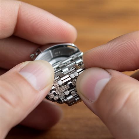 Comment enlever les maillons du bracelet d’une montre